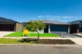 Property photo of 33 Stambridge Street Tarneit VIC 3029