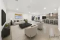 Property photo of 8 Streamside Drive Craigieburn VIC 3064