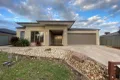 Property photo of 23 Stately Drive Cranbourne East VIC 3977