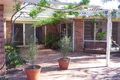 Property photo of 8 Fernleaf Court Wattle Grove NSW 2173