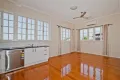 Property photo of 1/301 Annerley Road Annerley QLD 4103