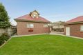Property photo of 21 Gillow Grove Doreen VIC 3754