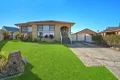 Property photo of 18 Emilia Close Rosemeadow NSW 2560