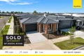 Property photo of 32 Celestial Circuit Tarneit VIC 3029