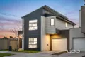 Property photo of 4 Everglade Crescent Roxburgh Park VIC 3064