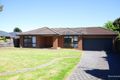 Property photo of 9 Peacock Close Mill Park VIC 3082