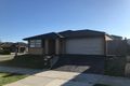 Property photo of 1 Gooseberry Mews Berwick VIC 3806