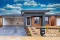 Property photo of 15 Celestial Circuit Tarneit VIC 3029