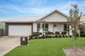 Property photo of 17 Bennelong Crescent Lloyd NSW 2650