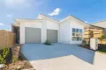 Property photo of 2/13 Leabrook Place Pimpama QLD 4209