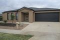 Property photo of 13 Finsbury Crescent Manor Lakes VIC 3024