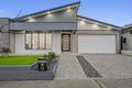 Property photo of 16 Roseneath Way Mickleham VIC 3064