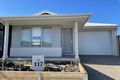 Property photo of 14 Woodman Circuit Wollert VIC 3750