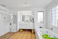 Property photo of 154 Barolin Esplanade Coral Cove QLD 4670