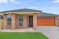 Property photo of 16 Split Close Prestons NSW 2170