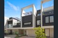 Property photo of 32 Kokoda Place Mordialloc VIC 3195