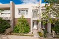 Property photo of 7 The Entrance Caroline Springs VIC 3023