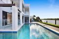 Property photo of 8089 Riverside Drive Hope Island QLD 4212