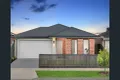 Property photo of 11 Clapham Avenue Wollert VIC 3750