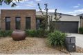 Property photo of 8 Holland Way Caroline Springs VIC 3023