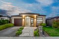Property photo of 33 Fleuve Rise Clyde North VIC 3978
