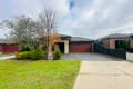 Property photo of 14 Citreus Circuit Brookfield VIC 3338