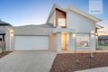 Property photo of 27 Cascade Terrace Craigieburn VIC 3064