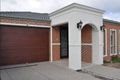 Property photo of 6 Viewside Crescent Craigieburn VIC 3064
