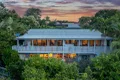 Property photo of 8 Bulgoon Crescent Ocean Shores NSW 2483