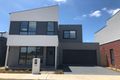 Property photo of 29 Oakden Crescent St Albans VIC 3021