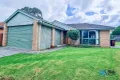 Property photo of 2 Vincent Court Cranbourne North VIC 3977