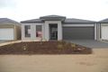 Property photo of 21 Canunda Way Tarneit VIC 3029