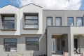 Property photo of 10 Rodway Walk Tarneit VIC 3029