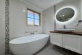 Property photo of 10 Oxford Close Croydon Hills VIC 3136