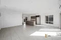 Property photo of 7 Millstream Pass Craigieburn VIC 3064