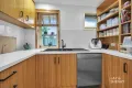 Property photo of 9 Embley Glade Endeavour Hills VIC 3802