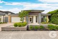 Property photo of 16 Welsh Crescent Clyde North VIC 3978