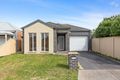 Property photo of 8 Fawkner Place Caroline Springs VIC 3023