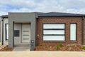 Property photo of 15 Fox Walk Truganina VIC 3029