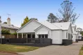Property photo of 4 Wonderley Street Mount Lofty QLD 4350