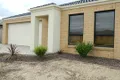 Property photo of 12 Fieldstone Way Brookfield VIC 3338