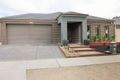 Property photo of 14 Centennial Park Drive Craigieburn VIC 3064