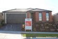 Property photo of 12 Meadowlea Crescent Pakenham VIC 3810