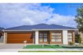 Property photo of 33 Biltmore Crescent Roxburgh Park VIC 3064