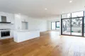 Property photo of 2/3 Banool Quadrant Doncaster East VIC 3109