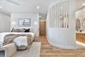 Property photo of 8 Nootka Court Broadbeach Waters QLD 4218