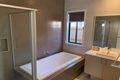 Property photo of 42 Verday Crescent Pallara QLD 4110
