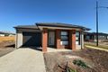 Property photo of 21 Zelkova Circuit Fraser Rise VIC 3336