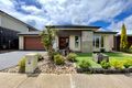 Property photo of 11 Oleander Parade Mickleham VIC 3064