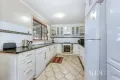 Property photo of 5 Chinnock Court Craigieburn VIC 3064